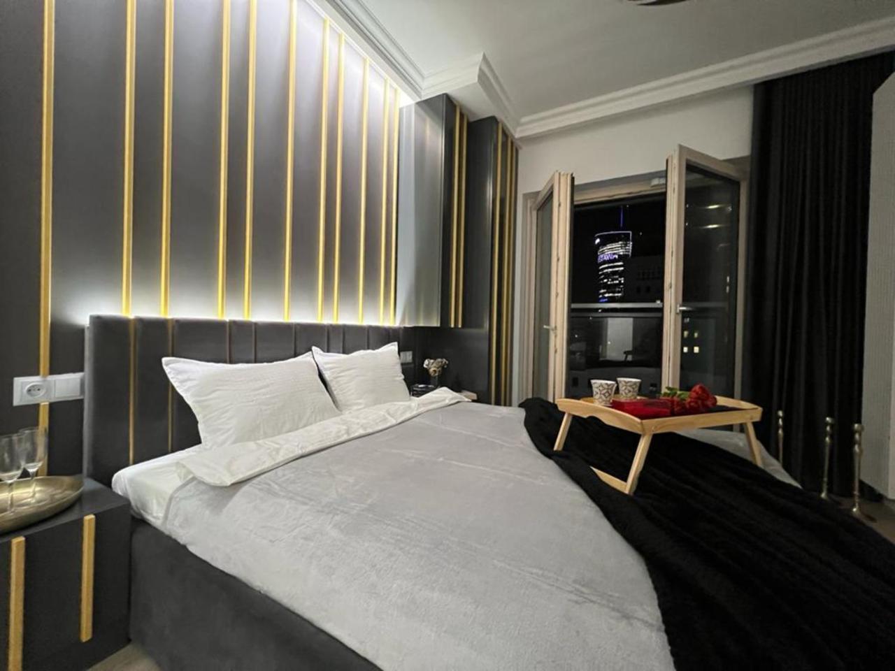 Leilighet Vipwarsawapartments Pl Gold Mennica